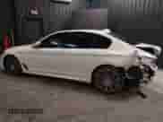 2019 BMW 5 Series 540i xDrive z VIN WBAJE7C55KWW19065, wystawiony jako IAAI lot #41835435 z przebiegiem 45 087 mil mil oraz . Historia ofert i sprzedaży dostępna na DreamBid. Obrazek 3.