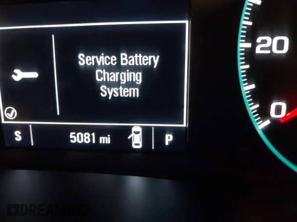 2025 Chevrolet Malibu LS z VIN 1G1ZB5ST5SF102845, wystawiony jako IAAI lot #41207723 z przebiegiem 5 081 mil mil oraz . Historia ofert i sprzedaży dostępna na DreamBid. Obrazek 16.