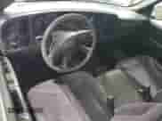2005 GMC Sierra 1500 SLE с VIN 1GTEC19T85Z253120, выставлен на аукционе Copart как лот 64520625 с пробегом Не указан миль и Чистый • Clean title. История ставок и продаж доступна на DreamBid. Изображение 8.