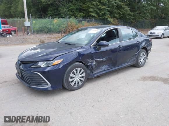 2022 Toyota Camry Hybrid LE with VIN 4T1C31AK7NU039528, listed as a IAAI auction lot 43074615 with 32,641 mi miles and . Bid and sale history available at DreamBid. Image 17.