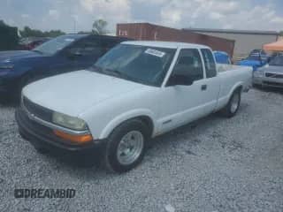 2002 Chevrolet S-10 LS с VIN 1GCCS19W228153908, выставлен на аукционе Copart как лот 69605455 с пробегом 95 624 миль миль и Списание • Salvage title. История ставок и продаж доступна на DreamBid. Изображение 1.