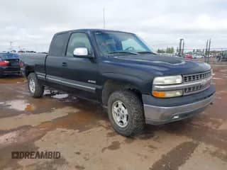 1999 Chevrolet Silverado 1500 LS with VIN 2GCEK19T5X1270620, listed as a IAAI auction lot 41809798 with 205,666 mi miles and . Bid and sale history available at DreamBid. Image 1.