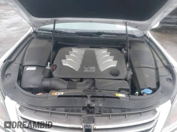 2016 Hyundai Equus Signature with VIN KMHGH4JH5GU106039, listed as a IAAI auction lot 41913941 with 103,126 mi miles and . Bid and sale history available at DreamBid. Image 10.