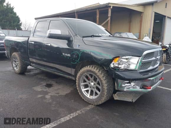 2010 Dodge 1500 SLT with VIN 1D7RV1GT9AS224037, listed as a IAAI auction lot 41134951 with 185,558 mi miles and . Bid and sale history available at DreamBid. Image 1.