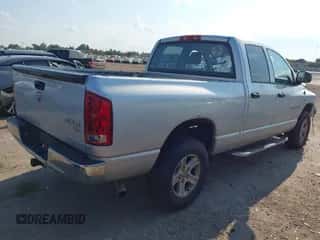 2006 Dodge 1500 SLT z VIN 1D7HU18286S531890, wystawiony jako IAAI lot #43230349 z przebiegiem 287 734 mil mil oraz . Historia ofert i sprzedaży dostępna na DreamBid. Obrazek 4.