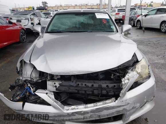 2010 Lexus IS 350 C с VIN JTHFE2C20A2501463, выставлен на аукционе IAAI как лот 41562329 с пробегом 178 695 миль миль и . История ставок и продаж доступна на DreamBid. Изображение 12.