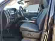 2019 Ram 1500 Big Horn z VIN 1C6RREFT3KN582233, wystawiony jako Copart lot #80405925 z przebiegiem 96 621 mil mil oraz Szkoda całkowita • Salvage title. Historia ofert i sprzedaży dostępna na DreamBid. Obrazek 7.