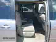 2006 Honda Odyssey EX z VIN 5FNRL38436B037450, wystawiony jako IAAI lot #42658960 z przebiegiem 228 553 mil mil oraz . Historia ofert i sprzedaży dostępna na DreamBid. Obrazek 8.