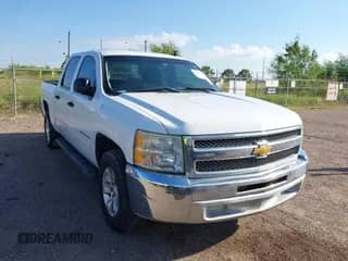 2013 Chevrolet Silverado 1500 LT with VIN 3GCPCSE06DG130165, listed as a IAAI auction lot 43452244 with 252,206 mi miles and . Bid and sale history available at DreamBid. Image 1.