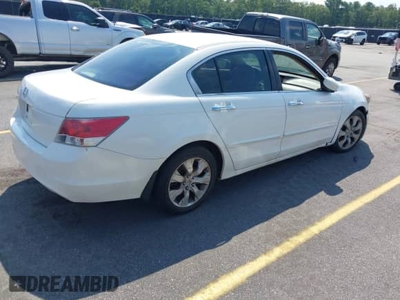 2009 Honda Accord LX-P with VIN 1HGCP26459A149382, listed as a IAAI auction lot 42876060 with 196,649 mi miles and . Bid and sale history available at DreamBid. Image 4.