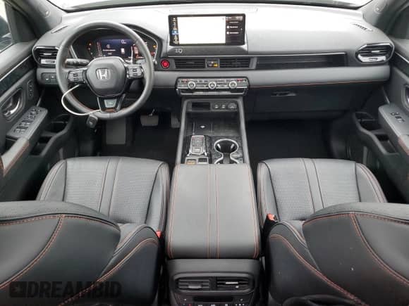 2026 Honda Passport TrailSport Elite with VIN 5FNYF9H83TB002461, listed as a Copart auction lot 68181095 with 12,128 mi miles and Salvage title. Bid and sale history available at DreamBid. Image 8.