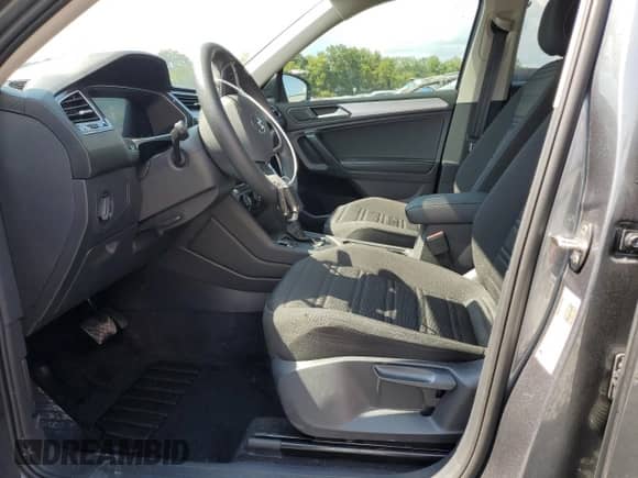 2023 Volkswagen Tiguan S с VIN 3VVRB7AX8PM117842, выставлен на аукционе Copart как лот 68022765 с пробегом 19 070 миль миль и Списание • Salvage title. История ставок и продаж доступна на DreamBid. Изображение 7.