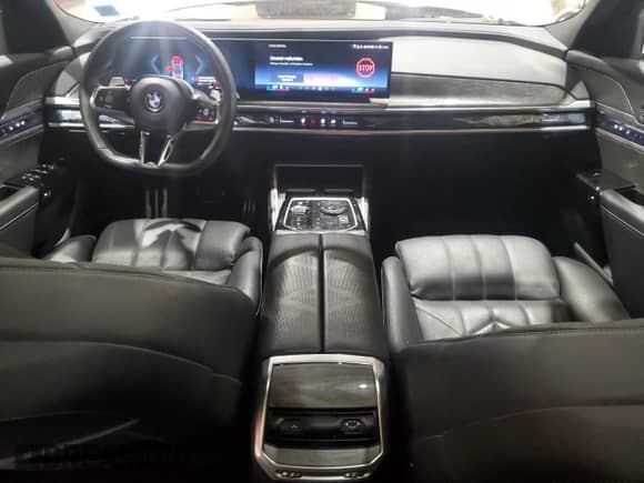 2024 BMW 7 Series 740i xDrive with VIN WBA33EH03RCS76249, listed as a Copart auction lot 45735165 with 26,449 mi miles and Clean title. Bid and sale history available at DreamBid. Image 8.