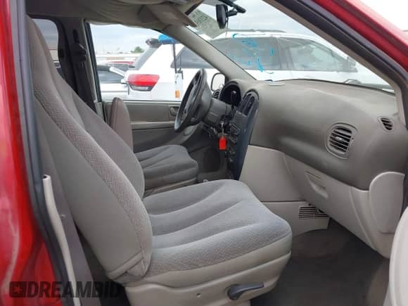 2005 Dodge Caravan SXT with VIN 1D4GP45R05B104057, listed as a IAAI auction lot 42330306 with 185,469 mi miles and . Bid and sale history available at DreamBid. Image 5.