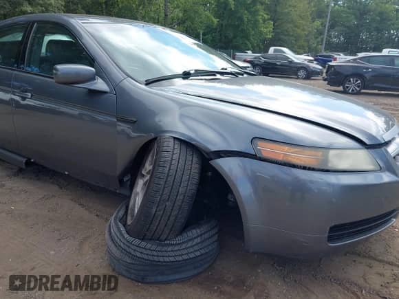 2006 Acura TL z VIN 19UUA66276A006974, wystawiony jako IAAI lot #42955160 z przebiegiem 211 956 mil mil oraz . Historia ofert i sprzedaży dostępna na DreamBid. Obrazek 6.