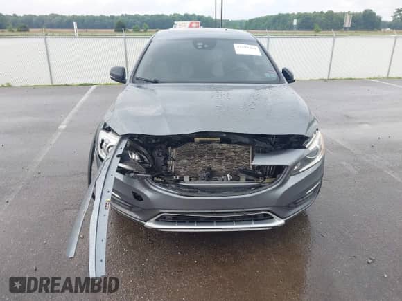 2016 Volvo S60 T5 Platinum с VIN YV4612UM4G2000529, выставлен на аукционе IAAI как лот 42299464 с пробегом 124 201 миль миль и . История ставок и продаж доступна на DreamBid. Изображение 12.