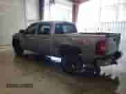 2007 Chevrolet Silverado 1500 LTZ z VIN 3GCEK13387G518522, wystawiony jako Copart lot #82275535 z przebiegiem 274 807 mil mil oraz Szkoda całkowita • Salvage title. Historia ofert i sprzedaży dostępna na DreamBid. Obrazek 2.