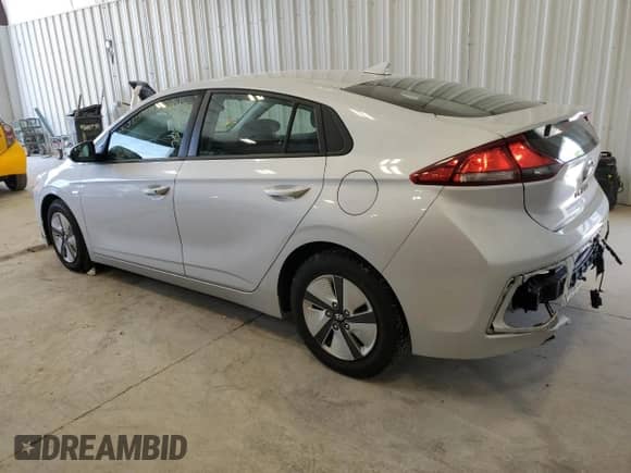 2018 Hyundai Ioniq Blue с VIN KMHC65LC2JU088750, выставлен на аукционе Copart как лот 57034334 с пробегом 122 031 миль миль и Списание • Salvage title. История ставок и продаж доступна на DreamBid. Изображение 2.