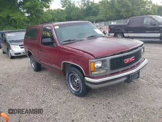 1994 GMC Sierra 1500 z VIN 1GTDC14Z2RZ530602, wystawiony jako IAAI lot #42577982 z przebiegiem 159 406 mil mil oraz . Historia ofert i sprzedaży dostępna na DreamBid. Obrazek 1.