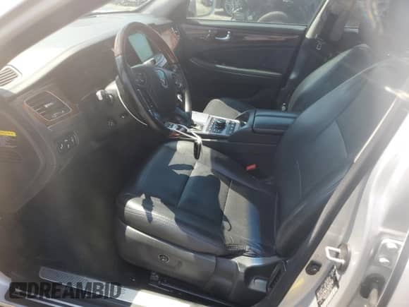 2016 Hyundai Equus Signature z VIN KMHGH4JH9GU103273, wystawiony jako Copart lot #54845535 z przebiegiem 144 327 mil mil oraz Czysty tytuł • Clean title. Historia ofert i sprzedaży dostępna na DreamBid. Obrazek 7.