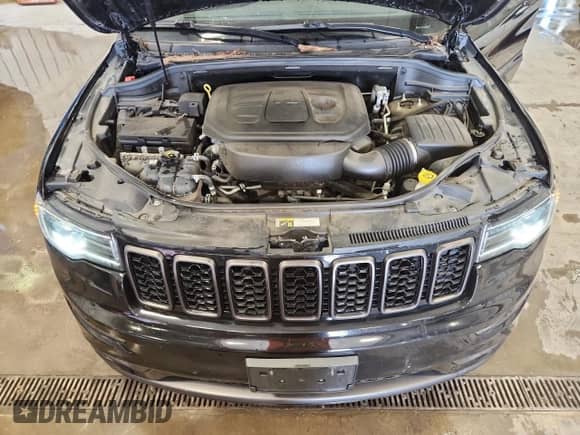 2019 Jeep Grand Cherokee Limited with VIN 1C4RJFBG9KC831855, listed as a Copart auction lot 70686675 with 84,291 mi miles and Non repairable. Bid and sale history available at DreamBid. Image 12.