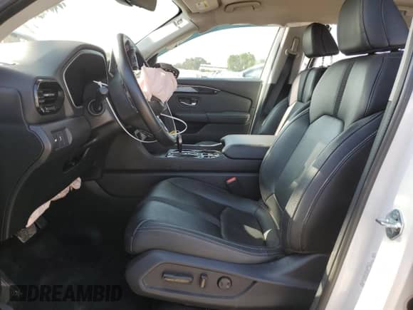 2024 Honda Pilot EX-L с VIN 5FNYG2H46RB005932, выставлен на аукционе Copart как лот 62597785 с пробегом 28 099 миль миль и Списание • Salvage title. История ставок и продаж доступна на DreamBid. Изображение 7.