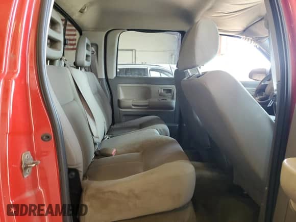 2005 Dodge Dakota SLT с VIN 1D7HW48N15S104054, выставлен на аукционе Copart как лот 71467265 с пробегом 194 566 миль миль и Списание • Salvage title. История ставок и продаж доступна на DreamBid. Изображение 10.