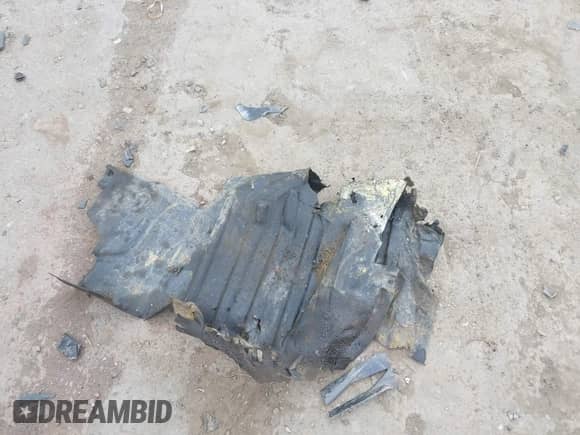 2014 Nissan Pathfinder SL with VIN 5N1AR2MM5EC727350, listed as a IAAI auction lot 43003553 with 131,867 mi miles and . Bid and sale history available at DreamBid. Image 12.