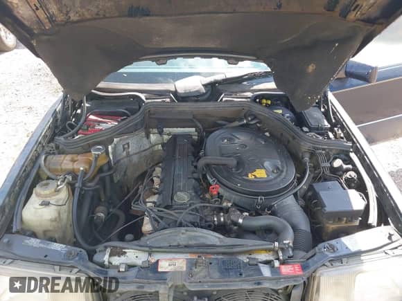 1992 Mercedes-Benz 300 с VIN WDBEA30E5NB702485, выставлен на аукционе IAAI как лот 42938122 с пробегом 279 330 миль миль и . История ставок и продаж доступна на DreamBid. Изображение 10.