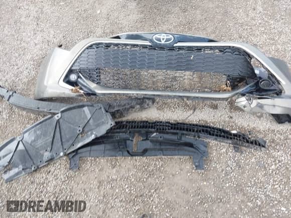 2019 Toyota Corolla SE с VIN JTNK4RBE9K3070720, выставлен на аукционе IAAI как лот 42657090 с пробегом 136 769 миль миль и . История ставок и продаж доступна на DreamBid. Изображение 12.