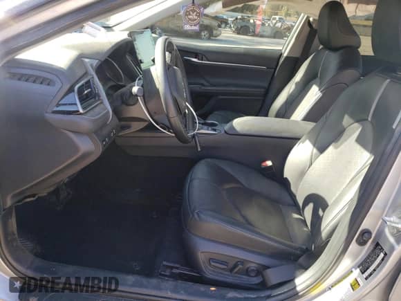 2022 Toyota Camry Hybrid XSE с VIN 4T1K31AK0NU044226, выставлен на аукционе Copart как лот 45727205 с пробегом 59 879 миль миль и Списание • Salvage title. История ставок и продаж доступна на DreamBid. Изображение 7.