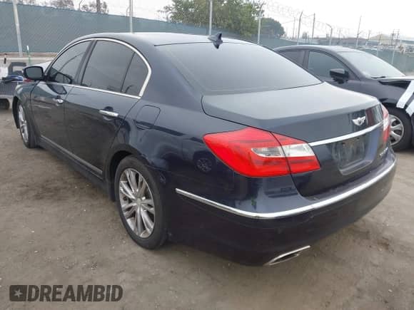 2012 Hyundai Genesis 4.6L z VIN KMHGC4DF6CU167774, wystawiony jako IAAI lot #42598192 z przebiegiem 140 536 mil mil oraz . Historia ofert i sprzedaży dostępna na DreamBid. Obrazek 3.