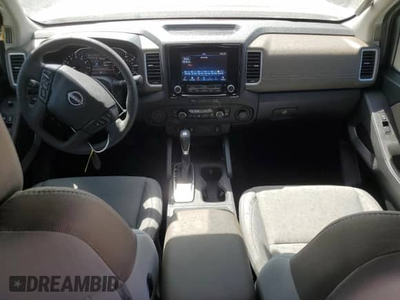 2024 Nissan Frontier Pro-X z VIN 1N6ED1EJ0RN634987, wystawiony jako Copart lot #50594295 z przebiegiem 352 mil mil oraz Szkoda całkowita • Salvage title. Historia ofert i sprzedaży dostępna na DreamBid. Obrazek 8.