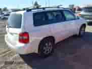 2005 Toyota Highlander z VIN JTEEP21A350108281, wystawiony jako IAAI lot #43292565 z przebiegiem 65 679 mil mil oraz . Historia ofert i sprzedaży dostępna na DreamBid. Obrazek 4.