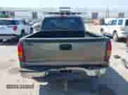 1999 Chevrolet Silverado 1500 LS z VIN 2GCEC19T4X1253725, wystawiony jako IAAI lot #43033823 z przebiegiem 381 140 mil mil oraz . Historia ofert i sprzedaży dostępna na DreamBid. Obrazek 16.