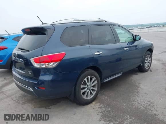2013 Nissan Pathfinder SL с VIN 5N1AR2MMXDC615769, выставлен на аукционе IAAI как лот 42883392 с пробегом 178 431 миль миль и . История ставок и продаж доступна на DreamBid. Изображение 4.