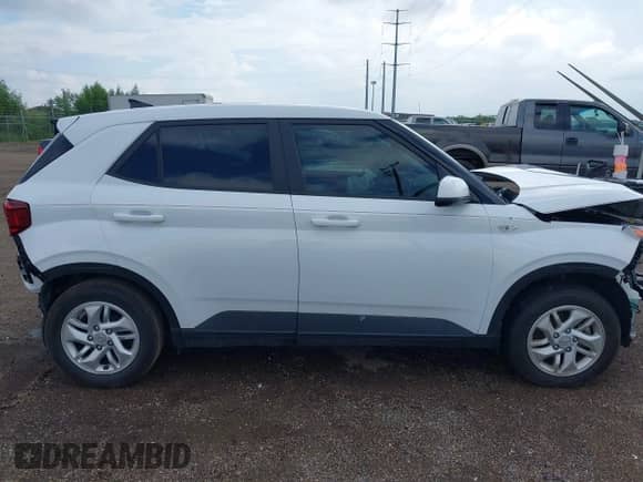 2021 Hyundai Venue SE с VIN KMHRB8A3XMU073167, выставлен на аукционе IAAI как лот 43337702 с пробегом 51 229 миль миль и . История ставок и продаж доступна на DreamBid. Изображение 14.