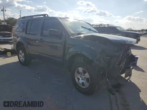 2011 Nissan Pathfinder S with VIN 5N1AR1NNXBC630013, listed as a Copart auction lot 82232935 with 172,949 mi miles and Salvage title. Bid and sale history available at DreamBid. Image 4.