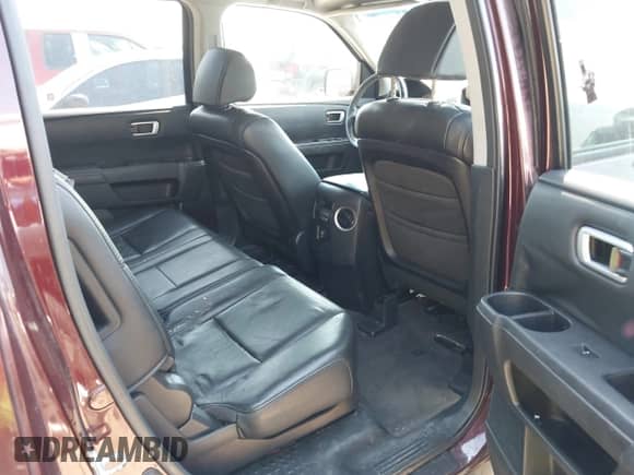 2011 Honda Pilot EX-L с VIN 5FNYF3H53BB001022, выставлен на аукционе IAAI как лот 43226708 с пробегом 147 656 миль миль и . История ставок и продаж доступна на DreamBid. Изображение 8.