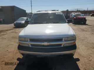 2000 Chevrolet Suburban LS z VIN 3GNGK26U2YG222505, wystawiony jako Copart lot #74813244 z przebiegiem 311 269 mil mil oraz Szkoda całkowita • Salvage title. Historia ofert i sprzedaży dostępna na DreamBid. Obrazek 5.