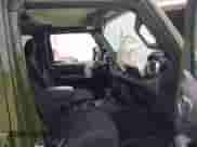 2021 Jeep Wrangler Unlimited Sahara High Altitude z VIN 1C4HJXEN1MW600736, wystawiony jako IAAI lot #42722197 z przebiegiem 34 391 mil mil oraz . Historia ofert i sprzedaży dostępna na DreamBid. Obrazek 5.