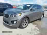 2017 Kia Sorento SX z VIN 5XYPKDA59HG255455, wystawiony jako IAAI lot #41884480 z przebiegiem 111 407 mil mil oraz . Historia ofert i sprzedaży dostępna na DreamBid. Obrazek 2.