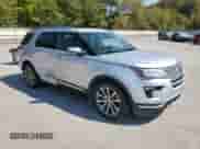 2018 Ford Explorer Platinum с VIN 1FM5K8HT9JGC23770, выставлен на аукционе Copart как лот 80616445 с пробегом 89 596 миль миль и Списание • Salvage title. История ставок и продаж доступна на DreamBid. Изображение 4.