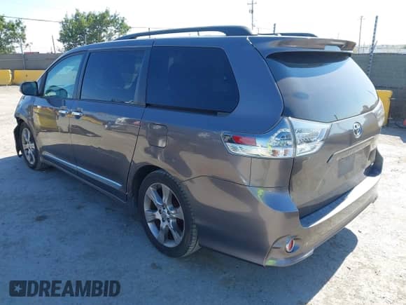 2013 Toyota Sienna SE with VIN 5TDXK3DC2DS352630, listed as a IAAI auction lot 42734475 with 134,467 mi miles and . Bid and sale history available at DreamBid. Image 3.