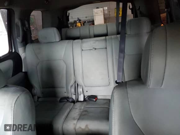 2010 Honda Pilot LX with VIN 5FNYF3H21AB019331, listed as a Copart auction lot 81974225 with 179,692 mi miles and Salvage title. Bid and sale history available at DreamBid. Image 10.