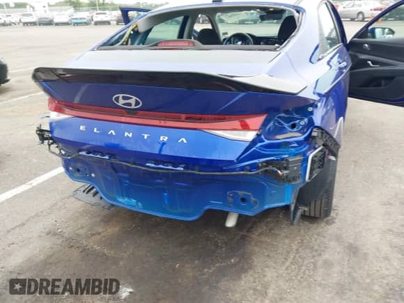 2024 Hyundai Elantra SEL с VIN KMHLS4DG4RU780530, выставлен на аукционе IAAI как лот 42929689 с пробегом 22 005 миль миль и . История ставок и продаж доступна на DreamBid. Изображение 6.