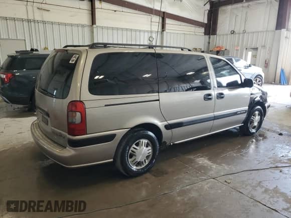 1999 Chevrolet Venture with VIN 1GNDX03EXXD200270, listed as a Copart auction lot 61978955 with 165,355 mi miles and Non repairable. Bid and sale history available at DreamBid. Image 3.