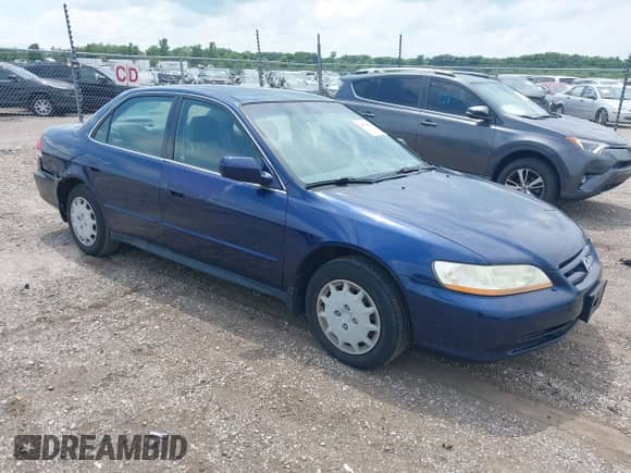 2001 Honda Accord LX with VIN JHMCG56481C005770, listed as a IAAI auction lot 42679889 with 219,186 mi miles and . Bid and sale history available at DreamBid. Image 1.