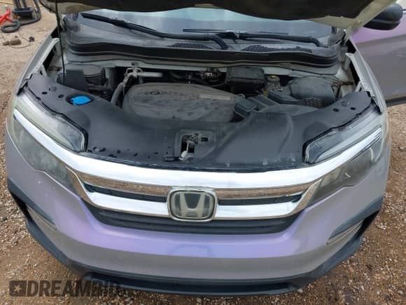 2019 Honda Pilot LX z VIN 5FNYF5H14KB016721, wystawiony jako IAAI lot #43139136 z przebiegiem 111 555 mil mil oraz . Historia ofert i sprzedaży dostępna na DreamBid. Obrazek 10.