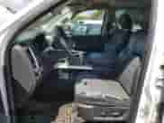 2010 Dodge 1500 SLT z VIN 1D7RV1CTXAS165523, wystawiony jako Copart lot #56001795 z przebiegiem 154 404 mil mil oraz Szkoda całkowita • Salvage title. Historia ofert i sprzedaży dostępna na DreamBid. Obrazek 7.